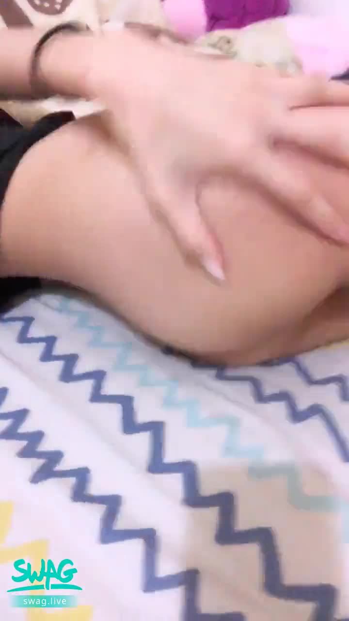 s*****a : 露臉自慰同框露點！！💗不解不約你會後悔一輩子喲❤️