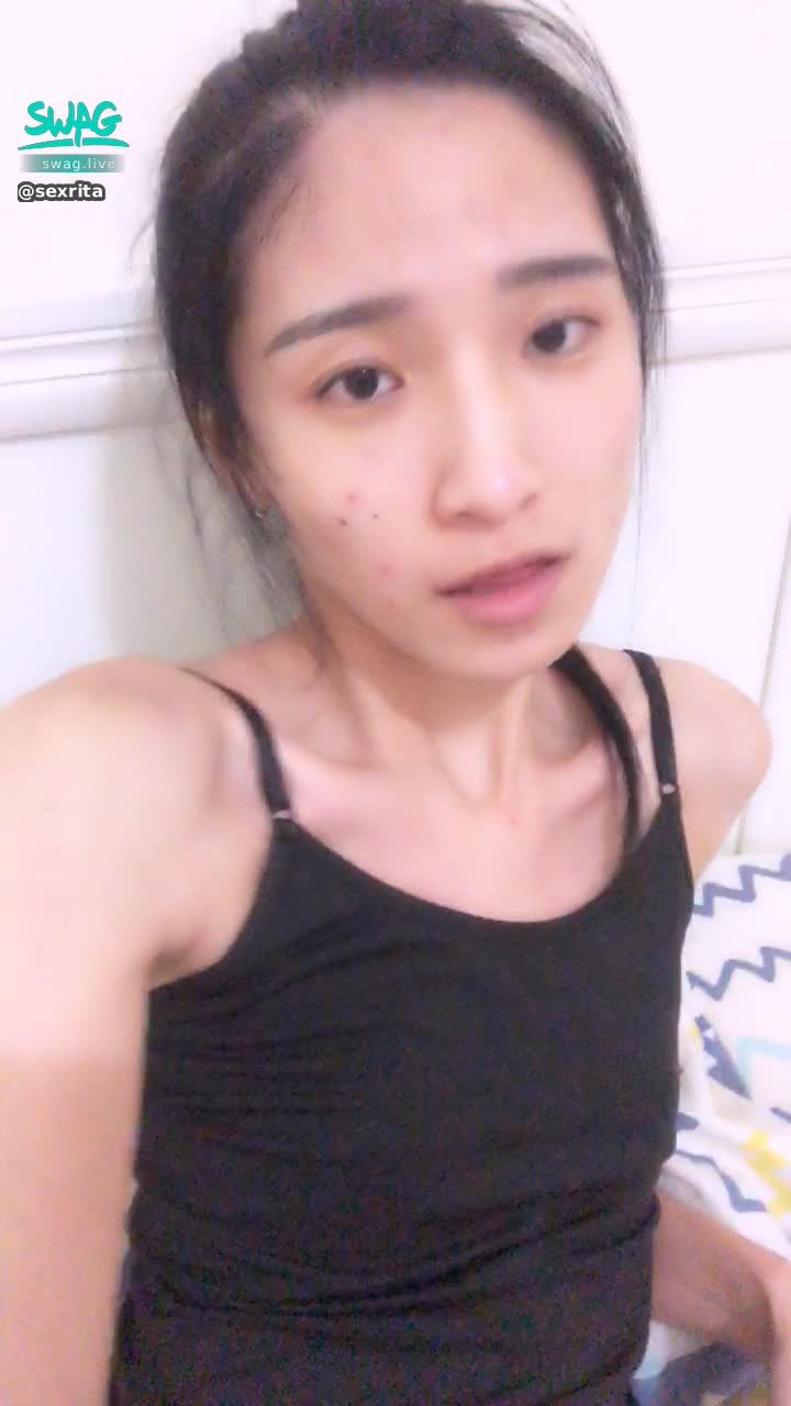 s*****a : 按摩棒自慰！露臉全身同框💗必解！！！🔥