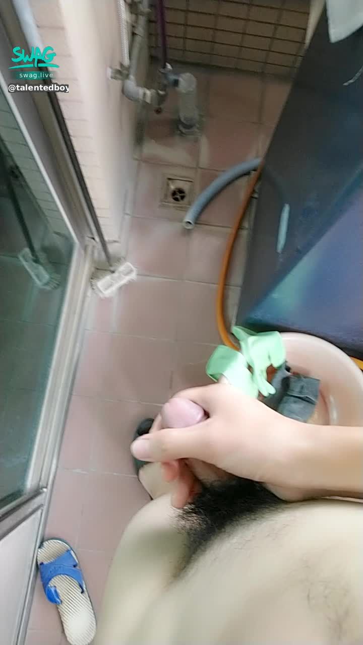  : 噴尿