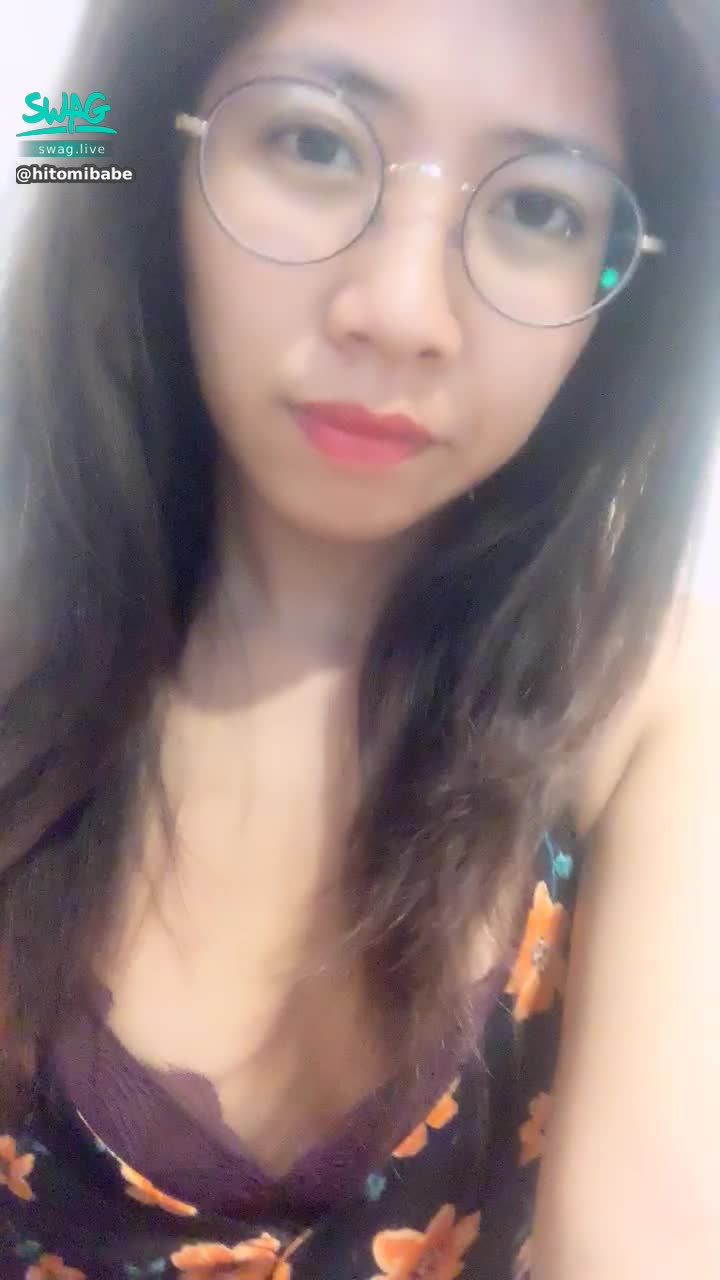 hitomibabe : 露臉 自摸 挑逗你啊