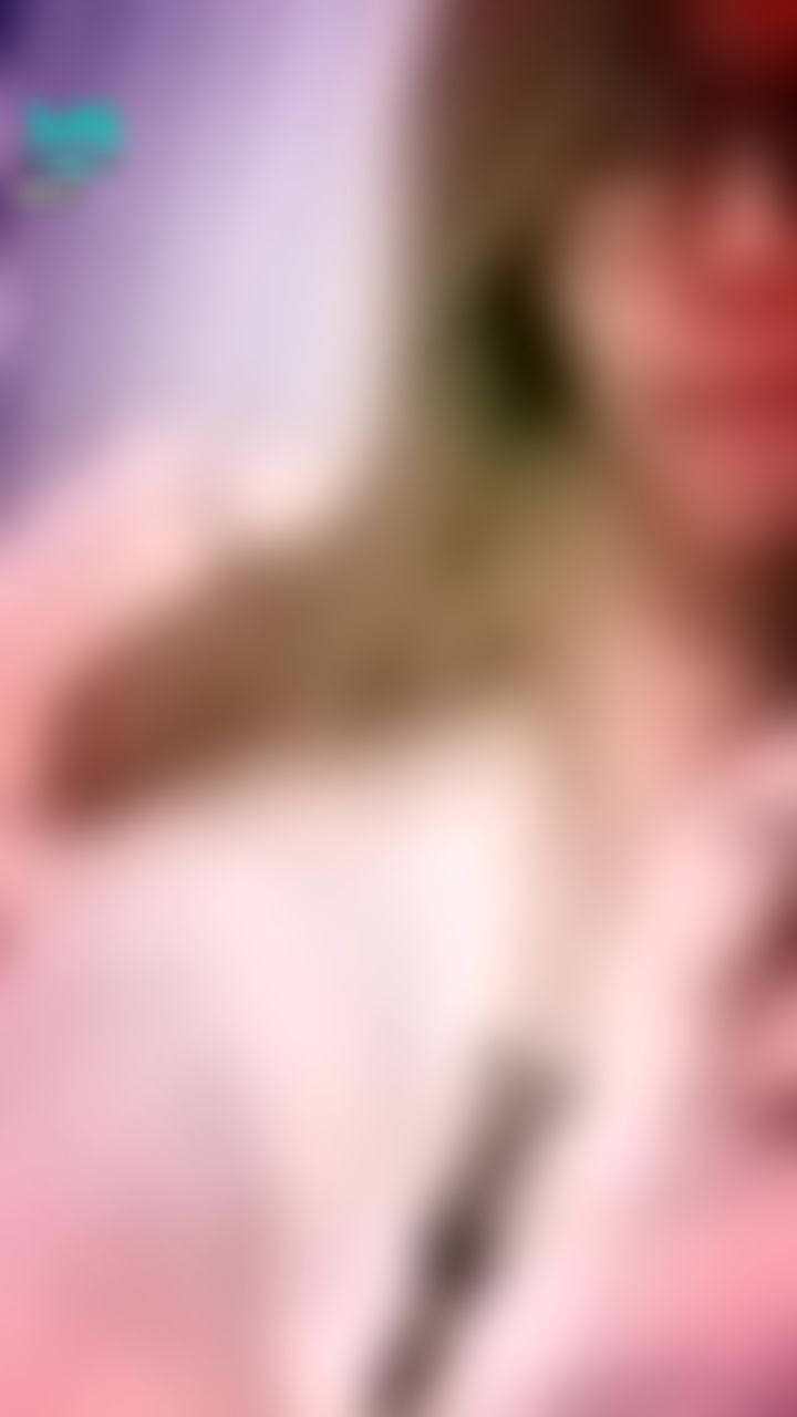  : 💯性感女老師露臉😈為了學生襯衫解扣🔞爆乳騷弄💥讓學生可以更集中精神的上課🔥都不專心的要逞罰的哦😈