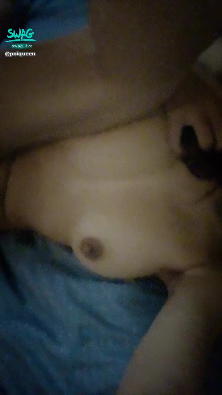 poiqueen : 💕人夫愛愛💕一腿被徹底凹到底 感覺快插到子宮了