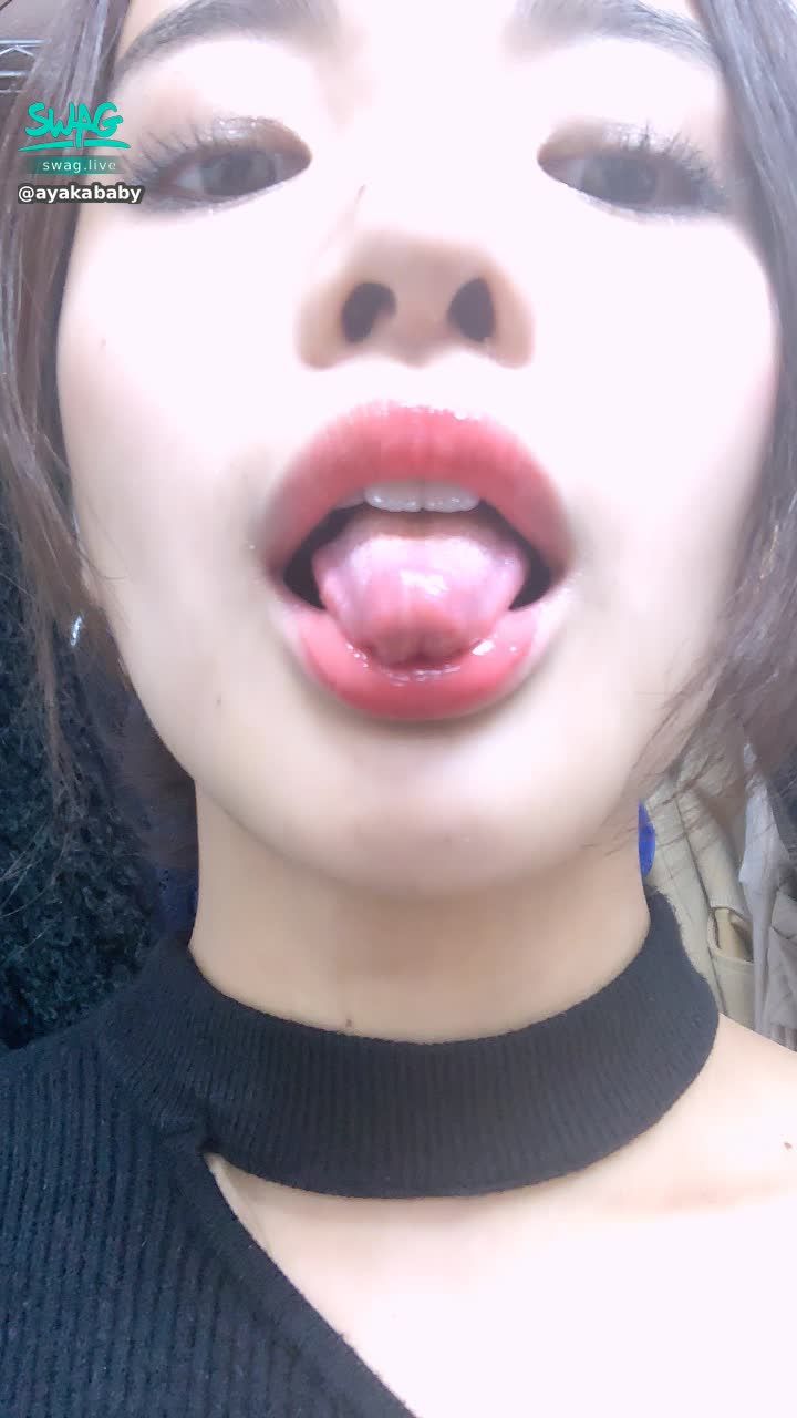  : Do you wanna see my pussy おまんこmore?🤣❤️❤️❤️
