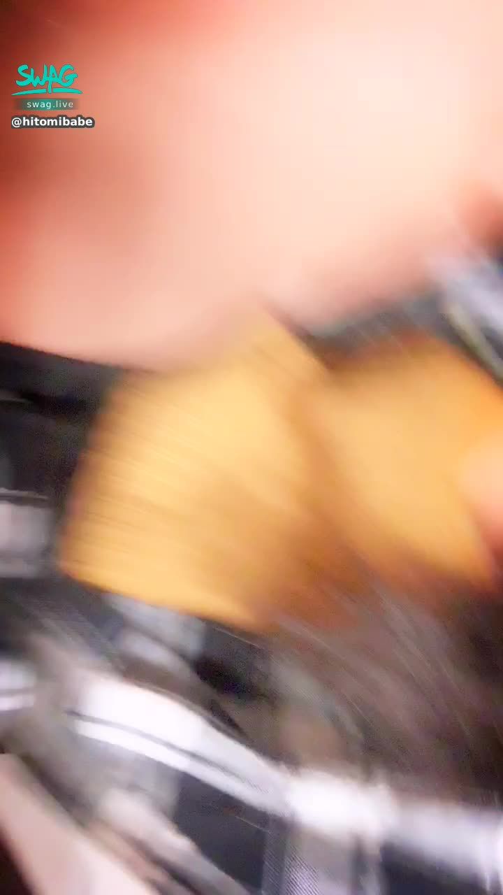 hitomibabe : 超色的抬腿