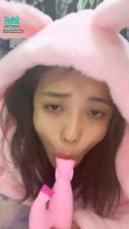 a*******y : あやかのフェラチオ体験してみたい? do you wanna experience my blow job?? Deep throat 👅🍌