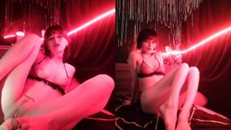 nereafalcox : I suck and fuck the dildo like a bitch and use it to cum