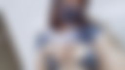 x******i : 制服诱惑💘可是巨乳都藏不住了🤭