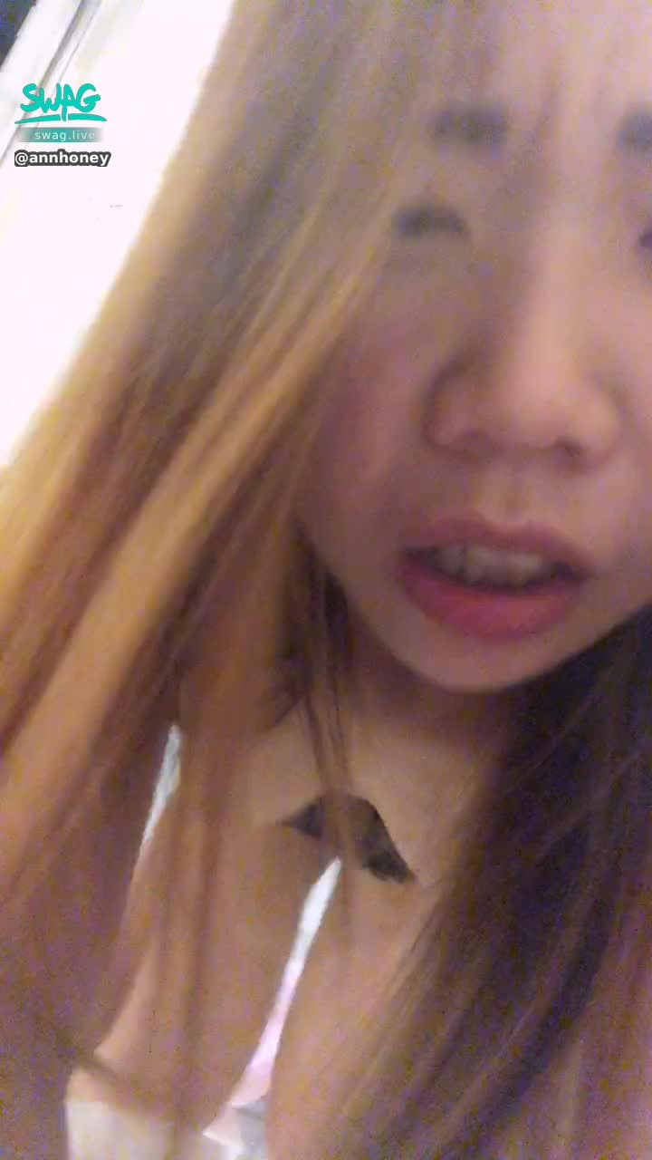 a******y : 高雄粉❤️ 哥哥猛烈抽插 安安快招架不住了 好想尿尿