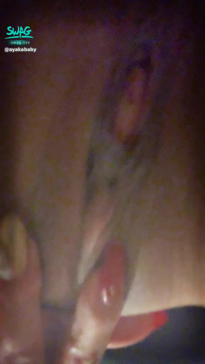 a*******y : あやかの牡蠣食べたい？🤣❤️❤️ SWAGの更新が少なくなっても、あやかの事嫌いにならいでね。ずっとあやかの事好きでいて欲しいな。ほかの女の子の所に行っちゃったらすごく嫉妬しちゃうともん😤😤😤
如果SWAG上發文變少了，也不可以不喜歡Ayaka喔。要永遠一直喜歡著Ayakai喔～如果去看別的女生Ayaka會馬上嫉妒的喔😤😤😤


Ayaka的生日月開始了！感謝季活動開始～🎉🎉🎉🎉🎉🔥🔥🔥🔥🔥🔥🔥