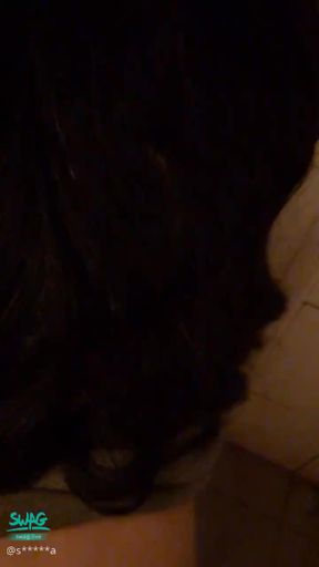 s*****a : 露臉實戰！背後狂撞