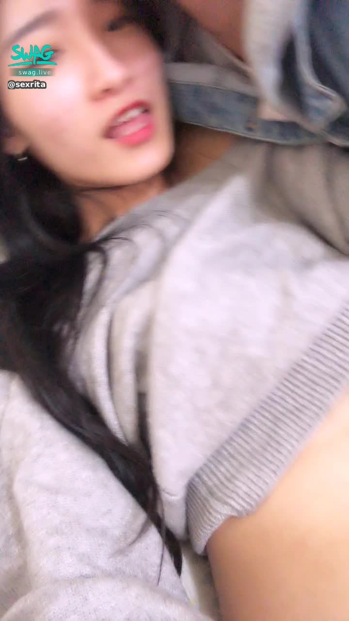 s*****a : 主管怎麼衝來我家！人家在拍片❤️等下要被吃掉ㄌ！！