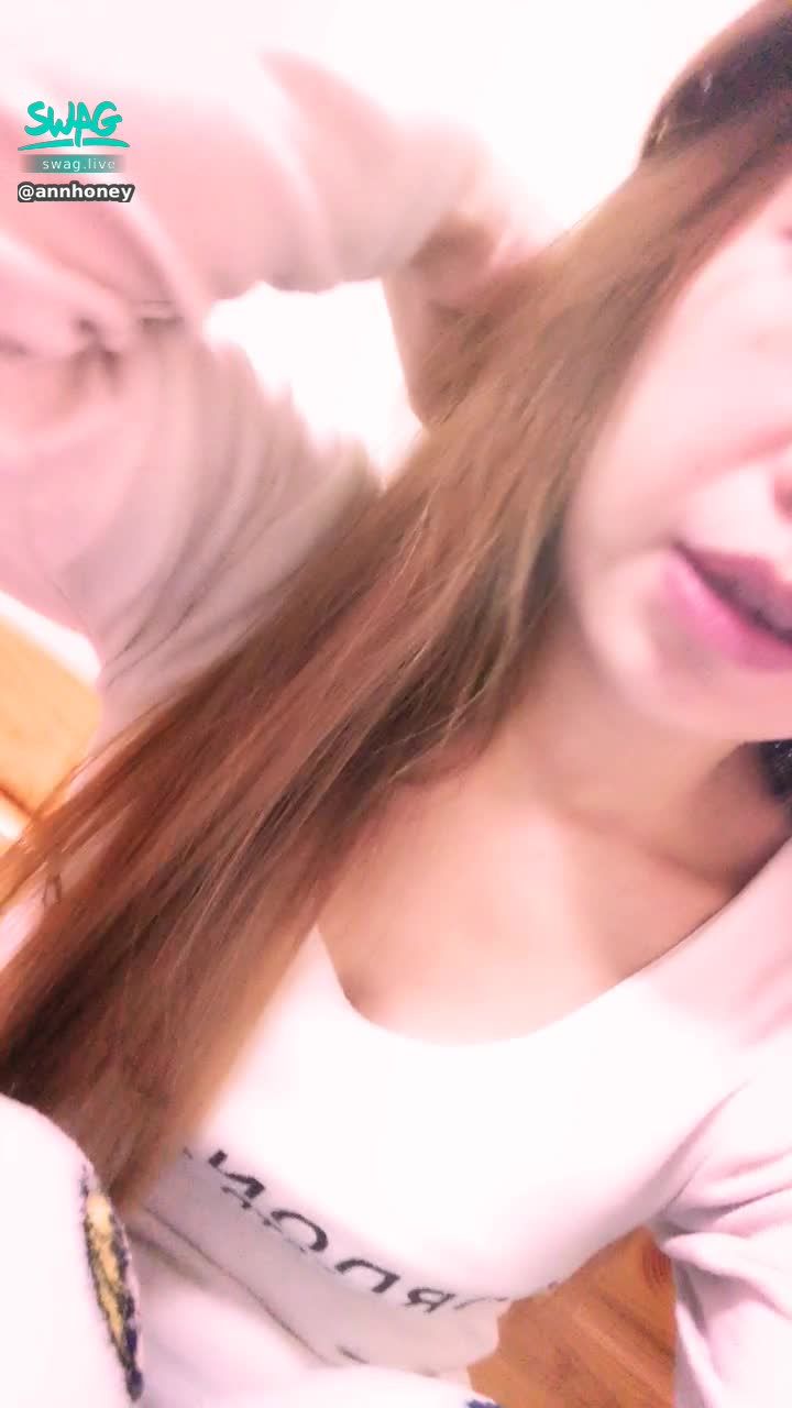 a******y : 好久沒有愛愛...今年誰想當第一個？