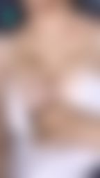 a****i : 背心一拉下來你就可以吃到Yumi的酥胸🙈🙈
