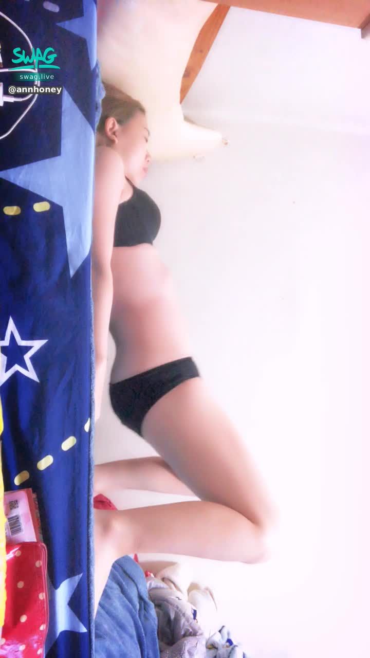 a******y : 不專業練臀 有專業的哥哥來教教我嗎