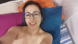 l*****y : Tocarme, explorarme suave y lentamente e ir subiendo la intensidad, venirme solo masajeando mi clรญtoris... Ven y lo descubres!
๐๐ป๐๐๐๐๐