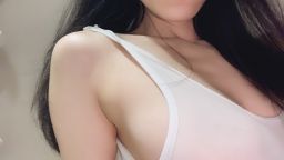 mollyflower : 想要進來幫我洗澡惹嗎💓💓💓