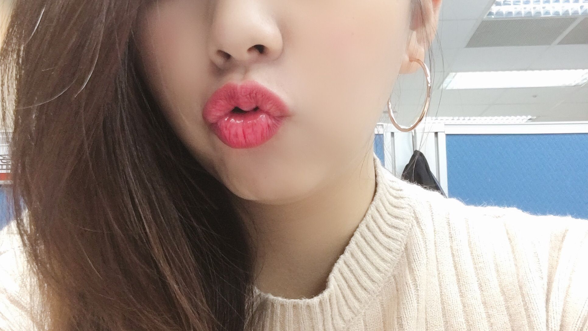 : 輕吻