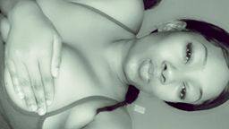l********l : close up pussy play, it's like I'm grinding on your face with my phat pussy and juicy ass. spanking my pussy for you ๐