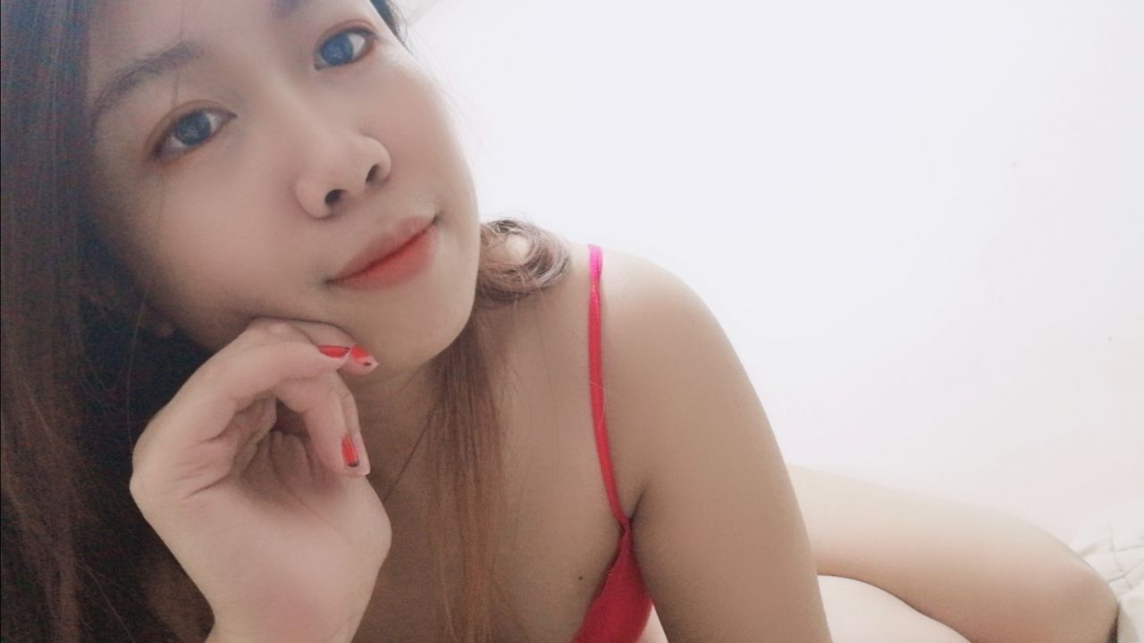 a*******i : 性感内衣秀👙