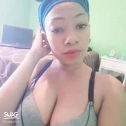 l********l : I'm obsessed with my big juicy boobs and fingering my phat pussy 🔥🔥🔥