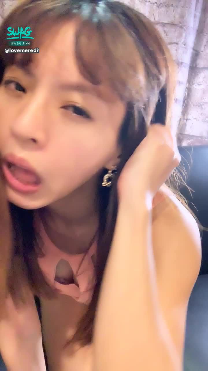  : 🧚‍♀️清純美少女vivi不經意的淫蕩燃燒你的理智🔥，喜歡你幹😈