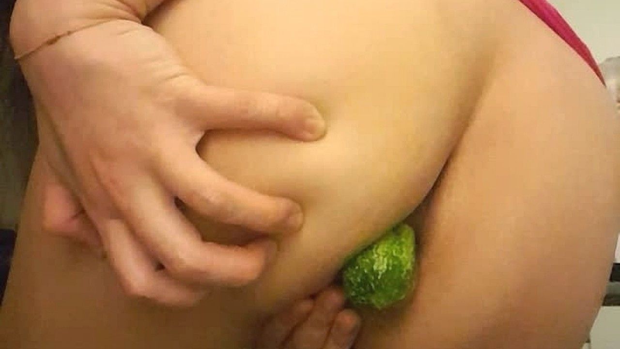  : Cucumber inside Slutty Housewife