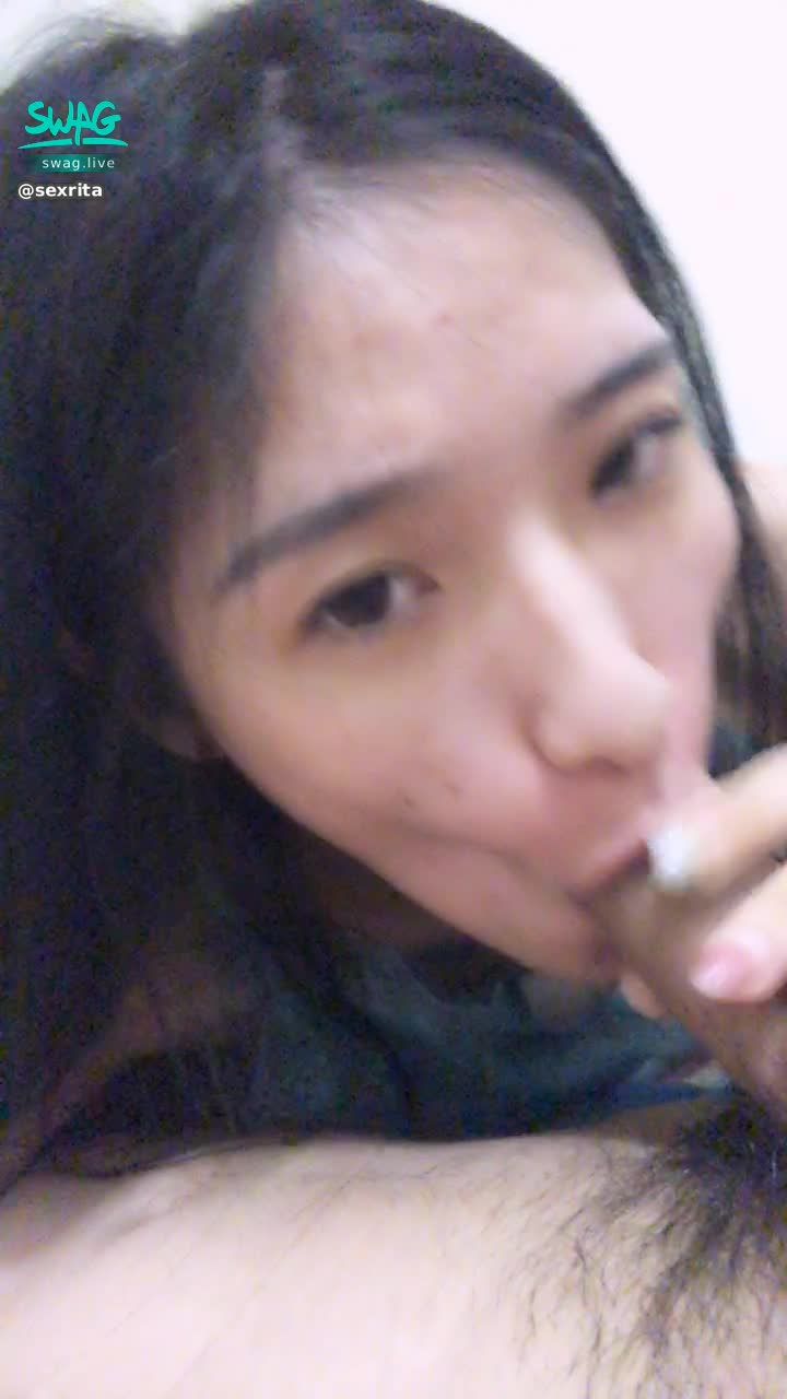 s*****a : 好喜歡吃懶叫❤️好吃一直吃露臉吃巨屌😘