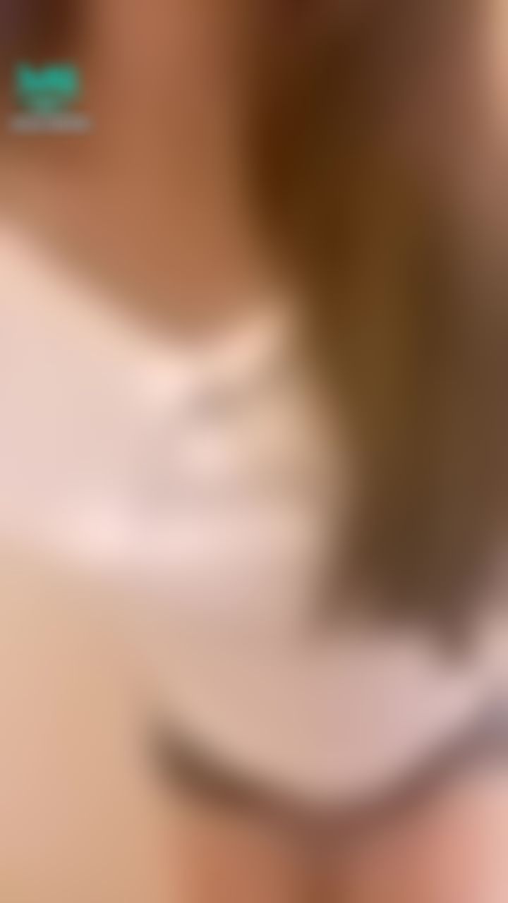  : 你....偷看了嗎😝😝😝