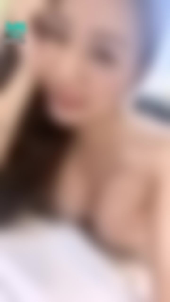  : 早安寶寶們❤️

久違的影片出爐了

亭亭一直在挑戰自己的尺度（有發現嗎😆）

但還是超害羞的😳😳😳

喜歡亭亭的寶寶們記得幫我點擊按讚喔👍

有你們的支持是我最大的動力😍😍

愛你❤️❤️❤️