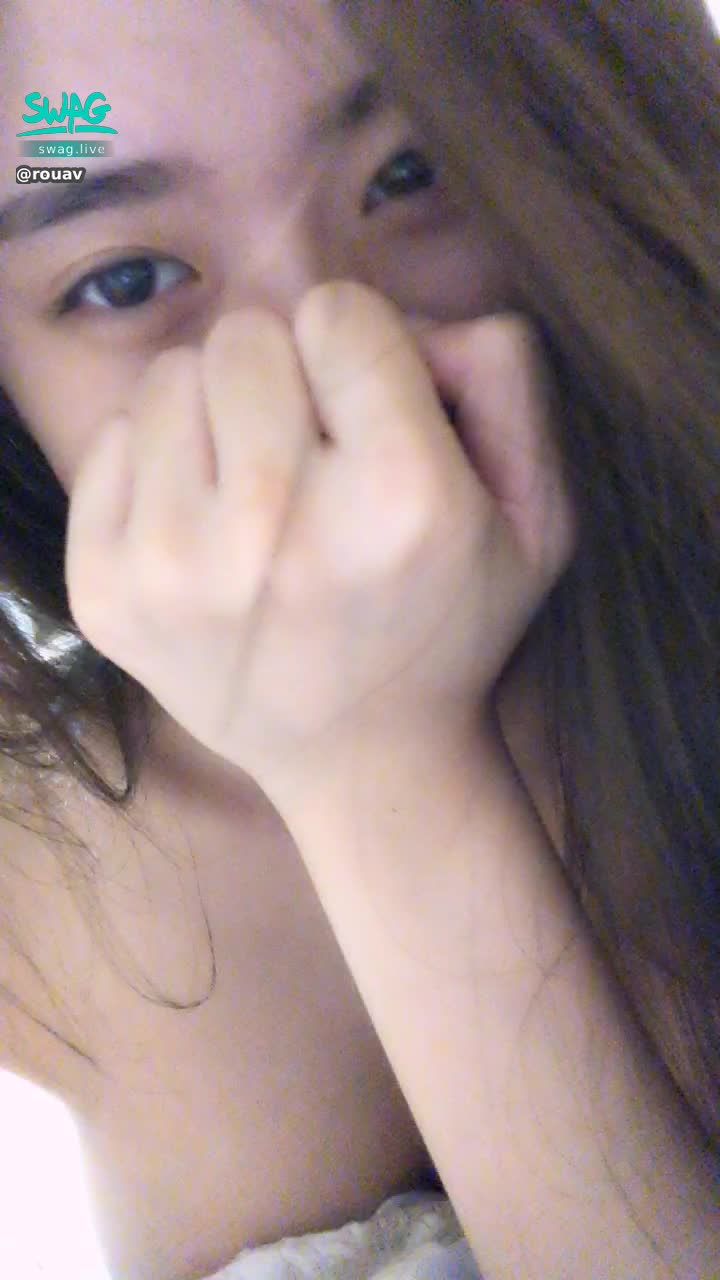 r***v : ❤️小姊姊求愛❤️如果你能征服我 我願意為你高潮😜😜