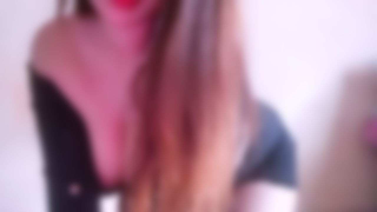 sxylit : I cant help it ,feels so good and makes me more horny
#sexytits
#wetpussy
#horny