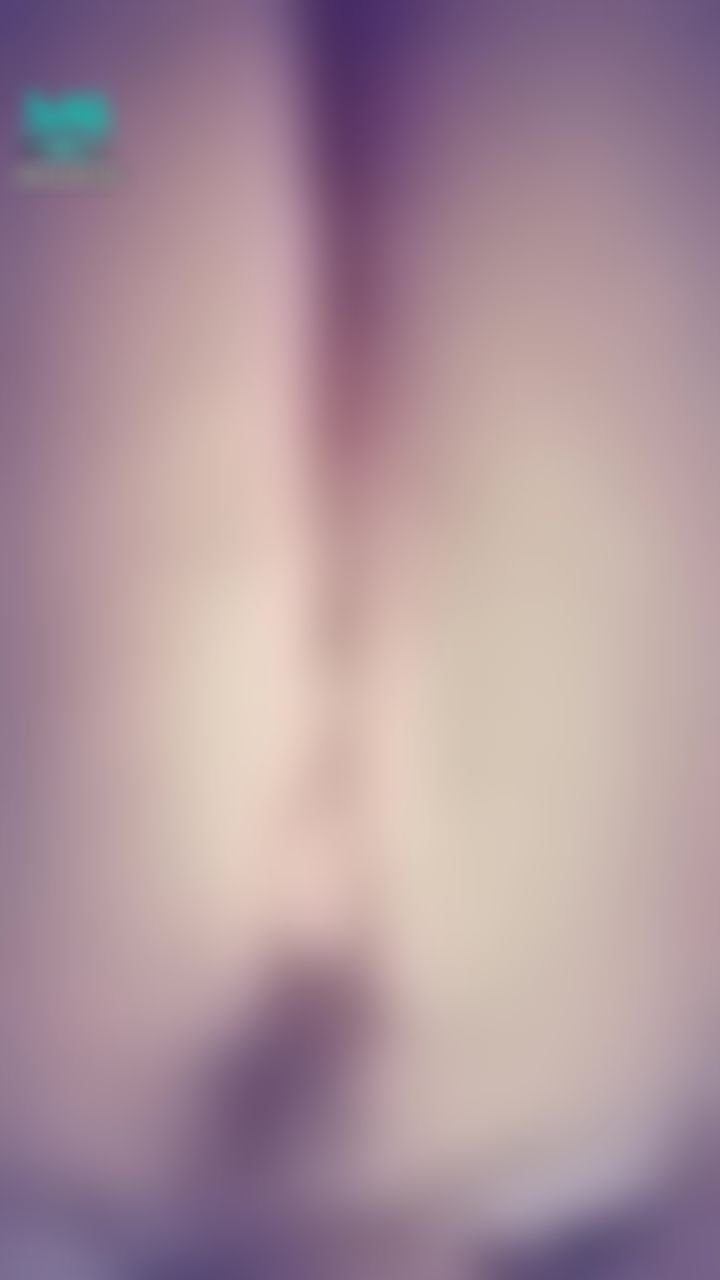  : 鮑鮑吹電扇吹到太乾爽了，有沒有哥哥可以讓貓貓濕濕› ‹❤️
