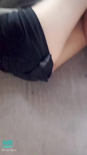  : hot 
ass 😉😘
