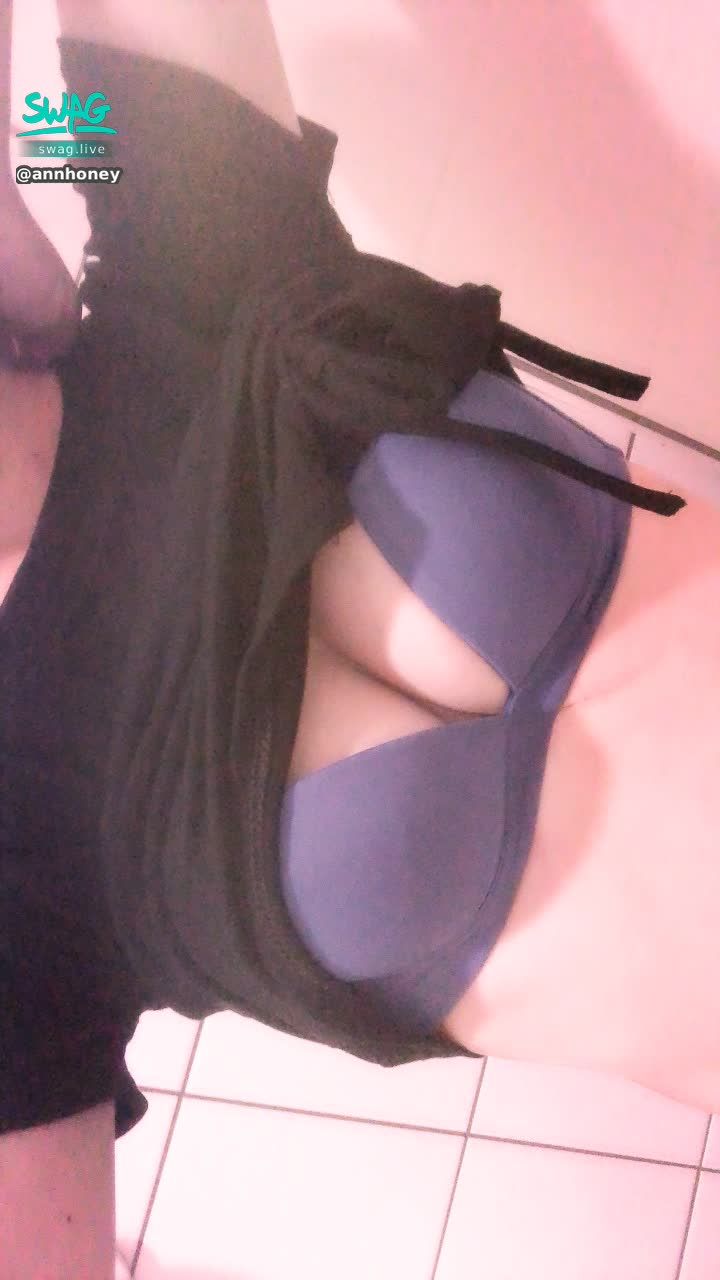 a******y : 新粉首次回覆「安安520」領淫片❤️❤️
24H內發送