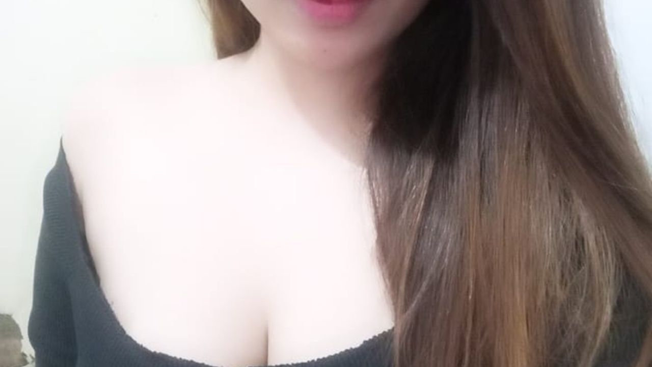 sxylit : Sweet Sexy Asian Deepthroat
6 inches Dildo deepthroat and full speed vibrator 🤤🔥😋🤤
#sexyboobs
#horny