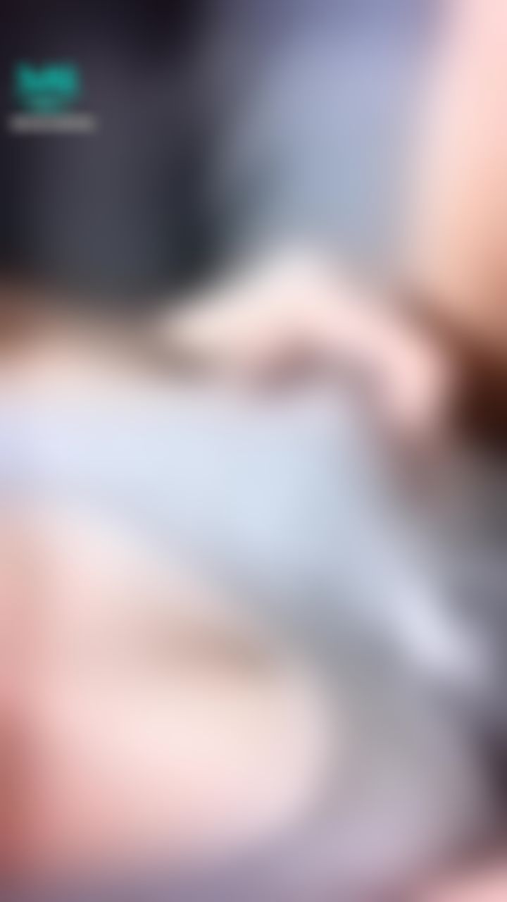 wannababy : ㊙️鄰居的故事㊙️結果鄰居電話講完就急忙回房間了
我都還沒高潮😭 只好自己來了 還是你要來幫我😋
