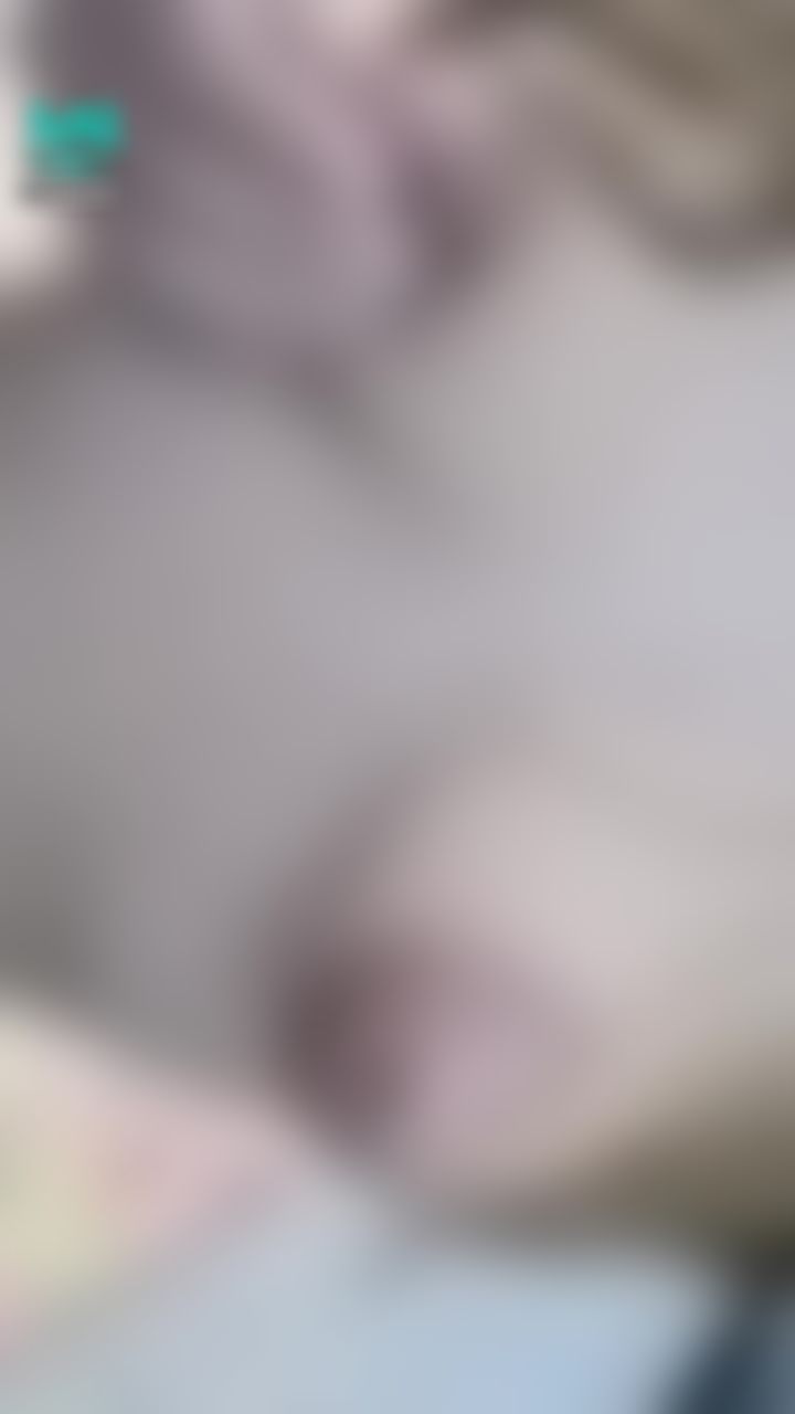  : 有哪个哥哥要帮忙？摸