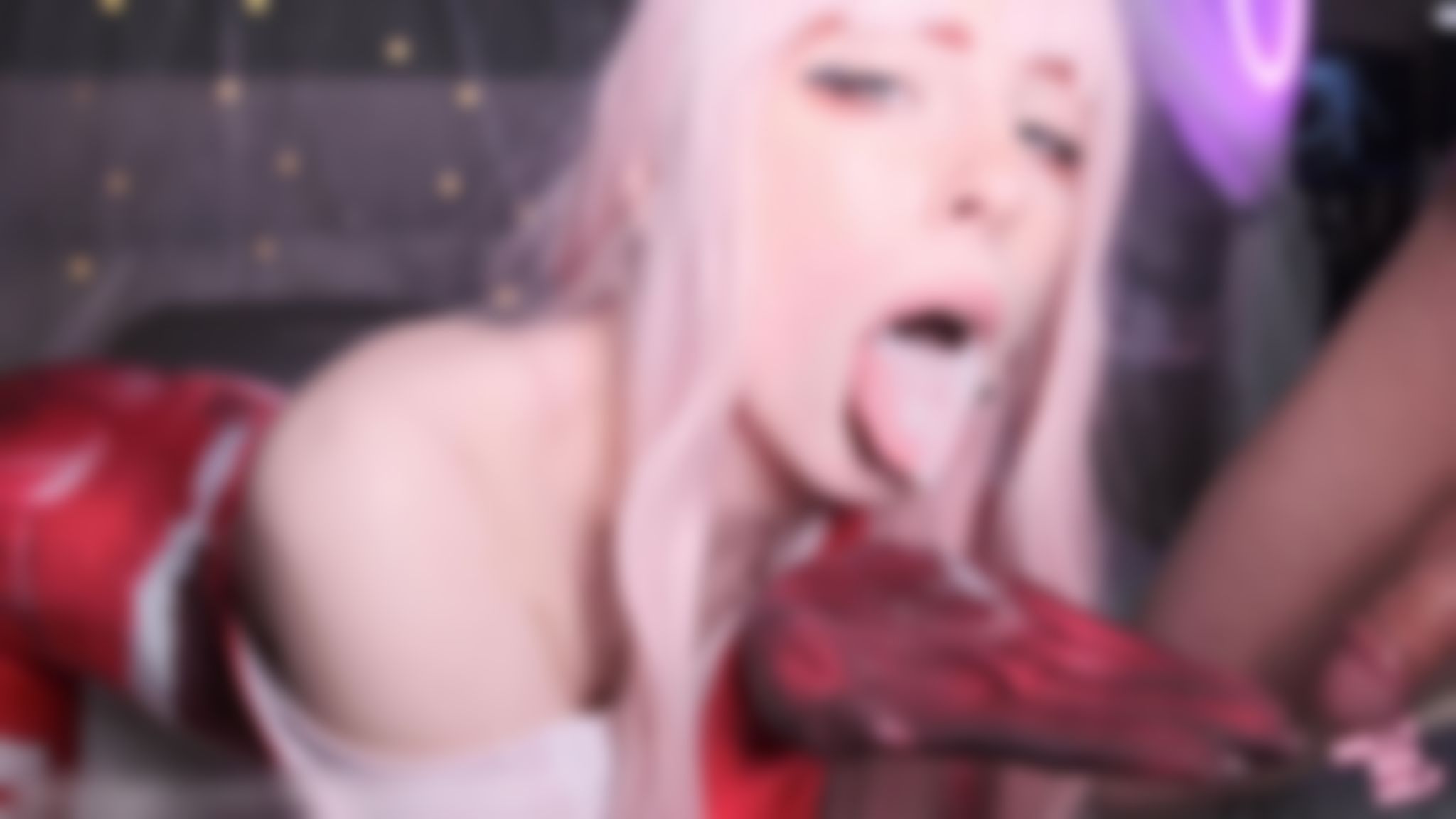  : Zero Two fucks like a whore and takes cum in mouth