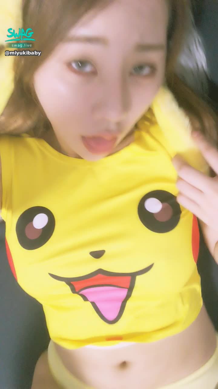miyukibaby : 女下男生🈲🈲🈲這姿勢幹爆皮卡丘の我😝❤️🍌⬆️💢💦