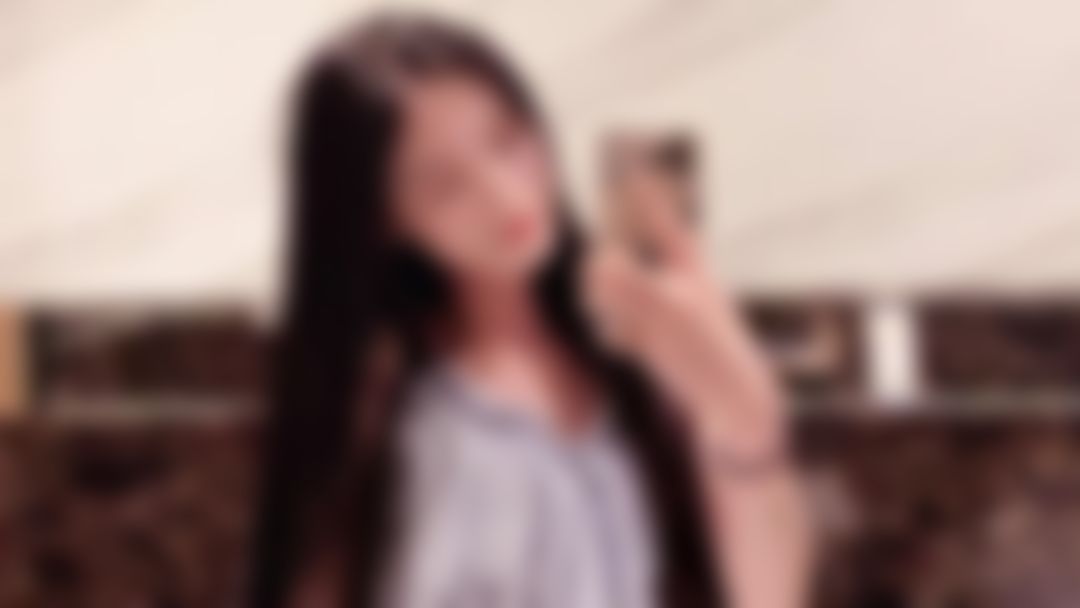 s*****a : 今天夜店認識剛成年的處男小帥哥
真可愛第一次害羞直接扛不住直接被他內射