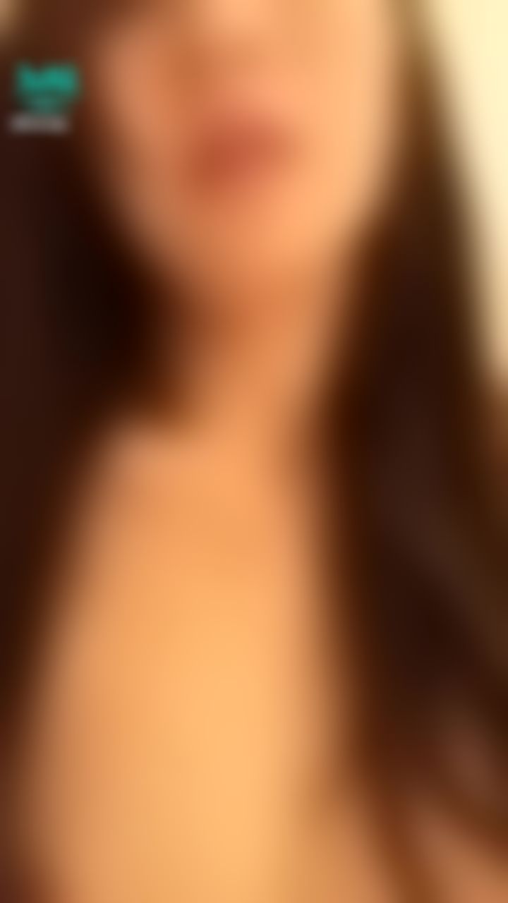  : 👩‍🏫與高中暗戀的老師再重逢💕這樣躺著看女上位搖晃淫叫的騷老師，跟她平時教學實在差太大了！

想到這我就更興奮！更用力頂得她唉唉叫！