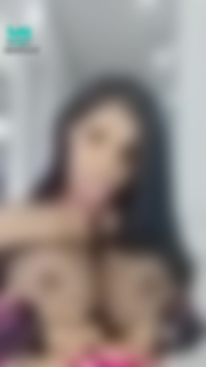  : hot and sexy 1