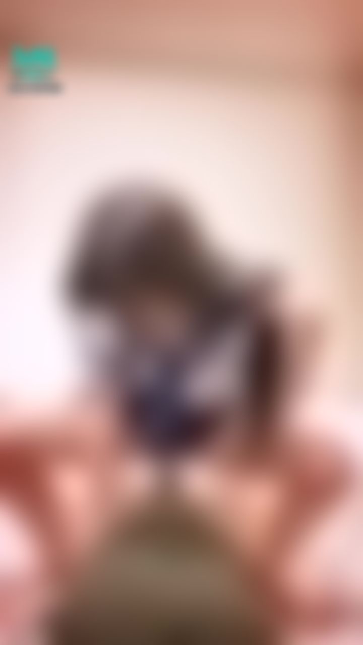  : 💛和學姐聯手榨乾害羞學長💛直接用女上位不斷地套弄肉棒..肯定很想射出來對吧