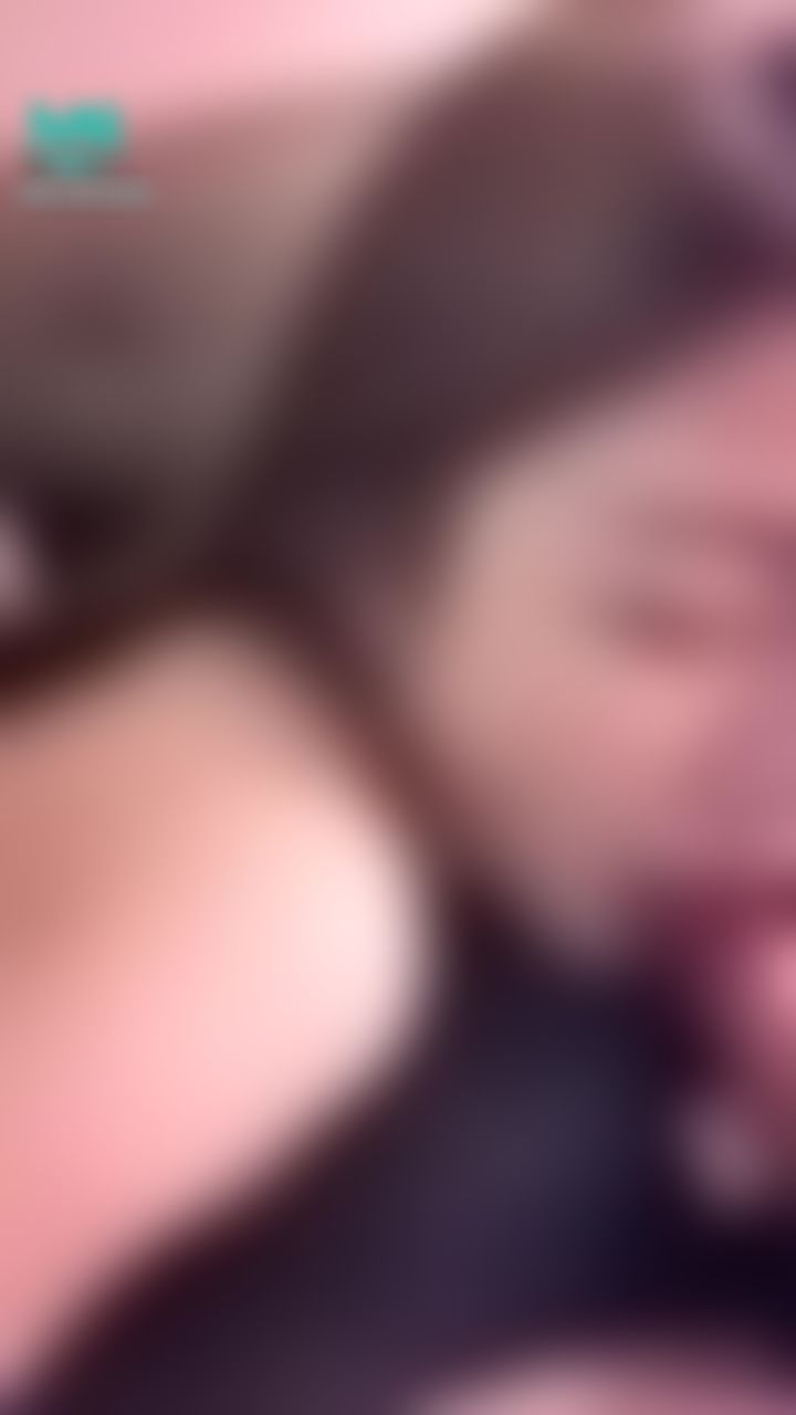  : 露臉滿秒🈲️必解鎖🔓好久沒吃大雞雞了呀🤭看我的眼神有多騷多渴望‼️餵飽餵滿🤤