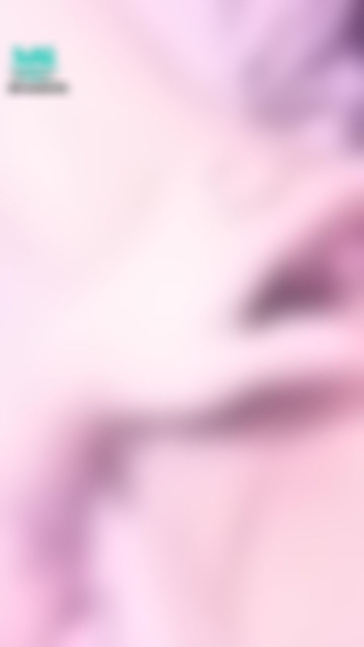 b********e : 哥哥我好想要你的棒棒好好的抽插我的騷穴
你看都濕成這樣了🥺