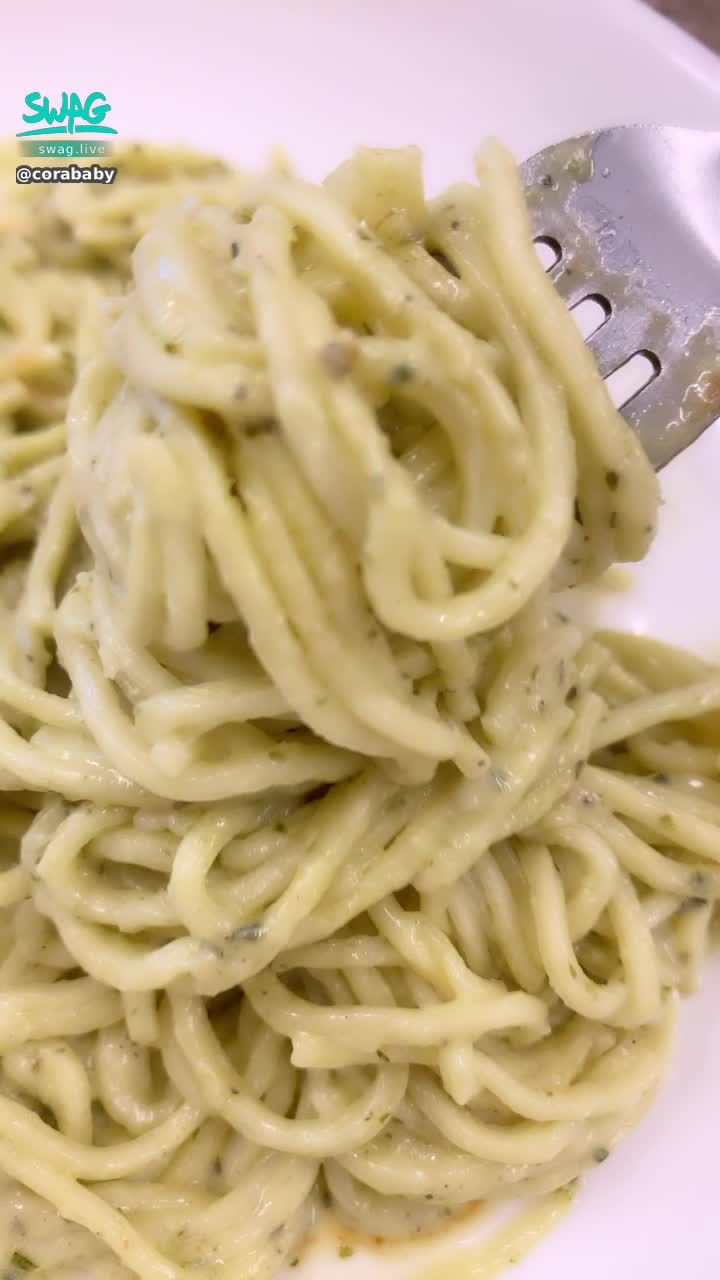  : Delicious freshly cooked green sauce noodles are only 60 yuan 🥰 It's really a civilian food ❤️