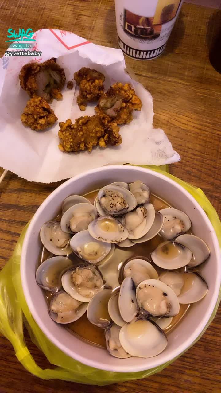  : 夜市的東西從來不是吃飽用的🥺
還是在加叫胖達比較實際💦