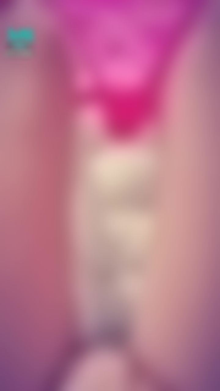ninibaby : 深夜最適合一個人偷偷的🙈做壞事❤️

有寶貝想看妮妮慰慰Live秀嘛🔞🔞

趕快私密我👉🏻👉🏻「想看你慰慰」

玩著玩著小穴已經被玩到濕濕的💦💦

⚠️快用你的長度測量我的深度吧⚠️