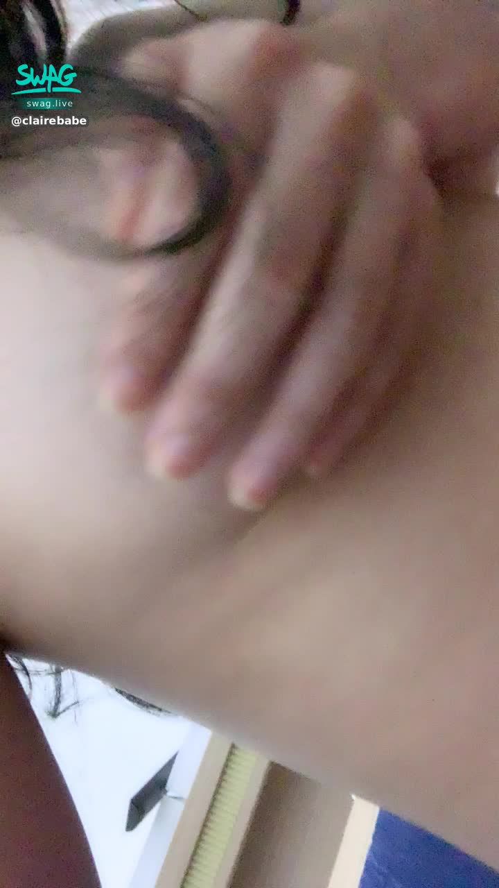 c********e : 💕睡前福利💕這麼淫蕩的大奶會讓你愛不釋手👅