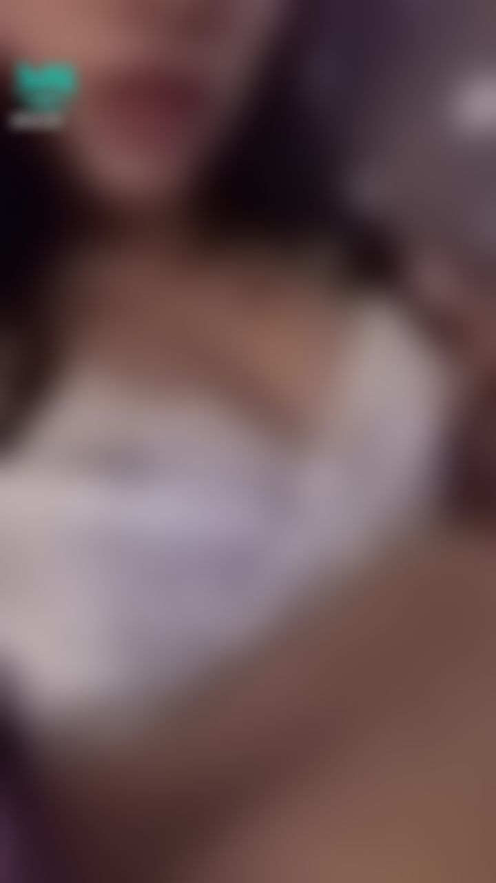  : 哥哥要幫人家按摩ㄋㄟㄋㄟ嗎😳😳